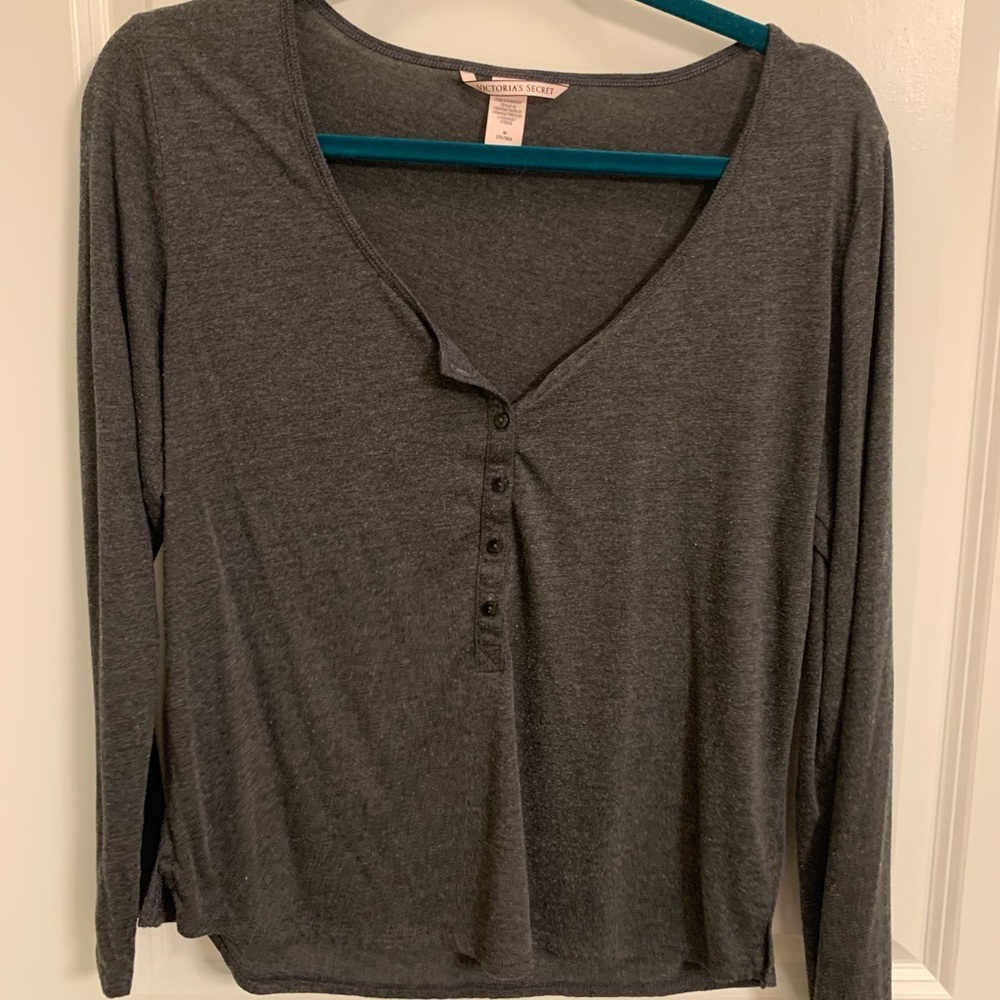Loose Fit Long Sleeve